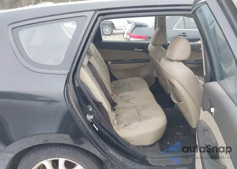 2009 Hyundai Elantra Touring из США, поврежденный, VIN KMHDC86E79U036974